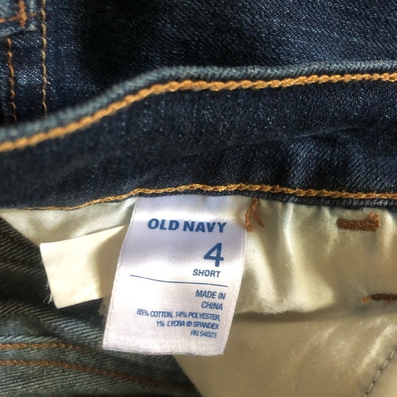 Old navy Ripped Jeans - Picture 6 of 6